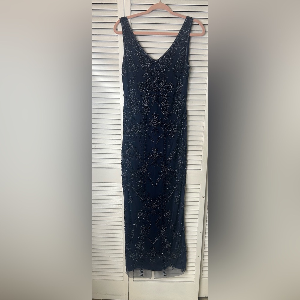 Pizarro Nights Sleeveless Sequin/Beaded Gown Size 6